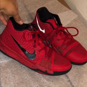 Nike Kyrie 3 Candy Apple Red